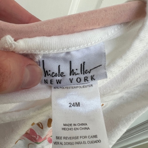 Nicole Miller New York 24M White and Pink One if a Kind Unicorn Short Sleeve Top - Picture 4 of 4